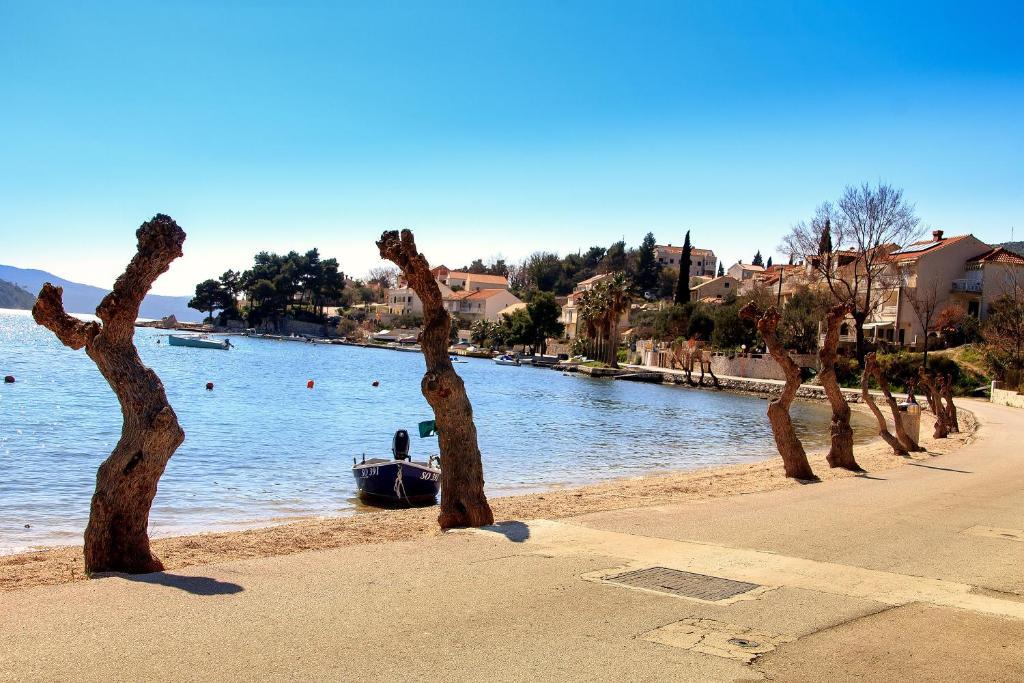 סלאנו Vila Luka מראה חיצוני תמונה